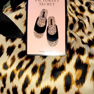 Victoria Secret Mix Slippers